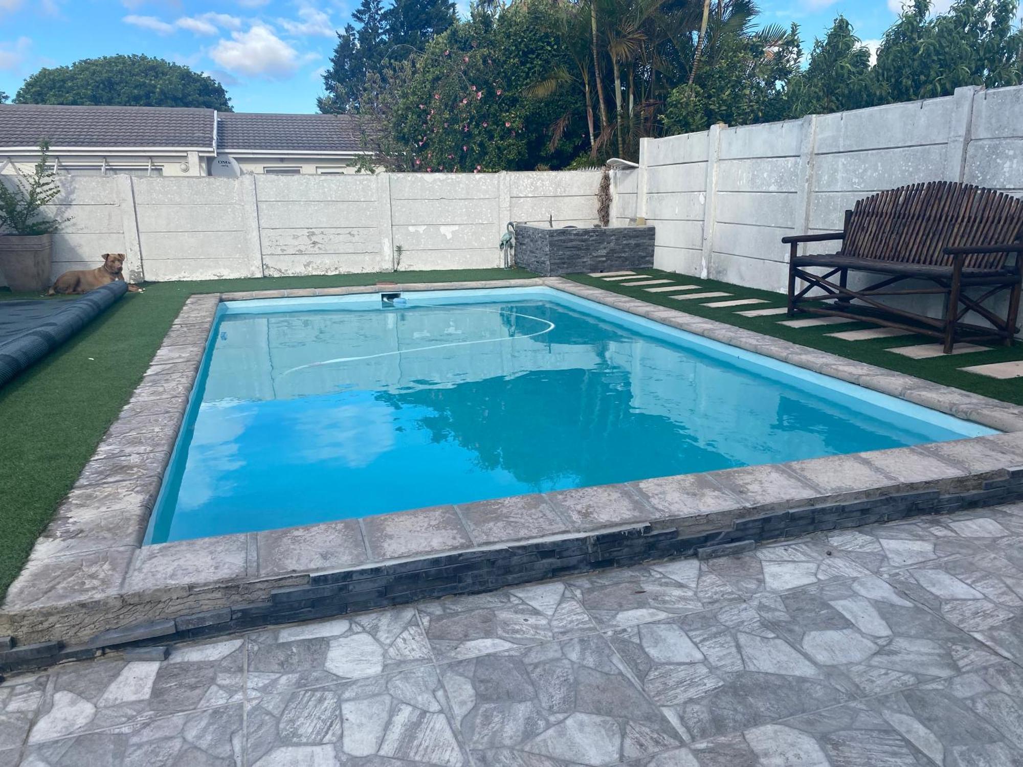 5 Antip Apartment