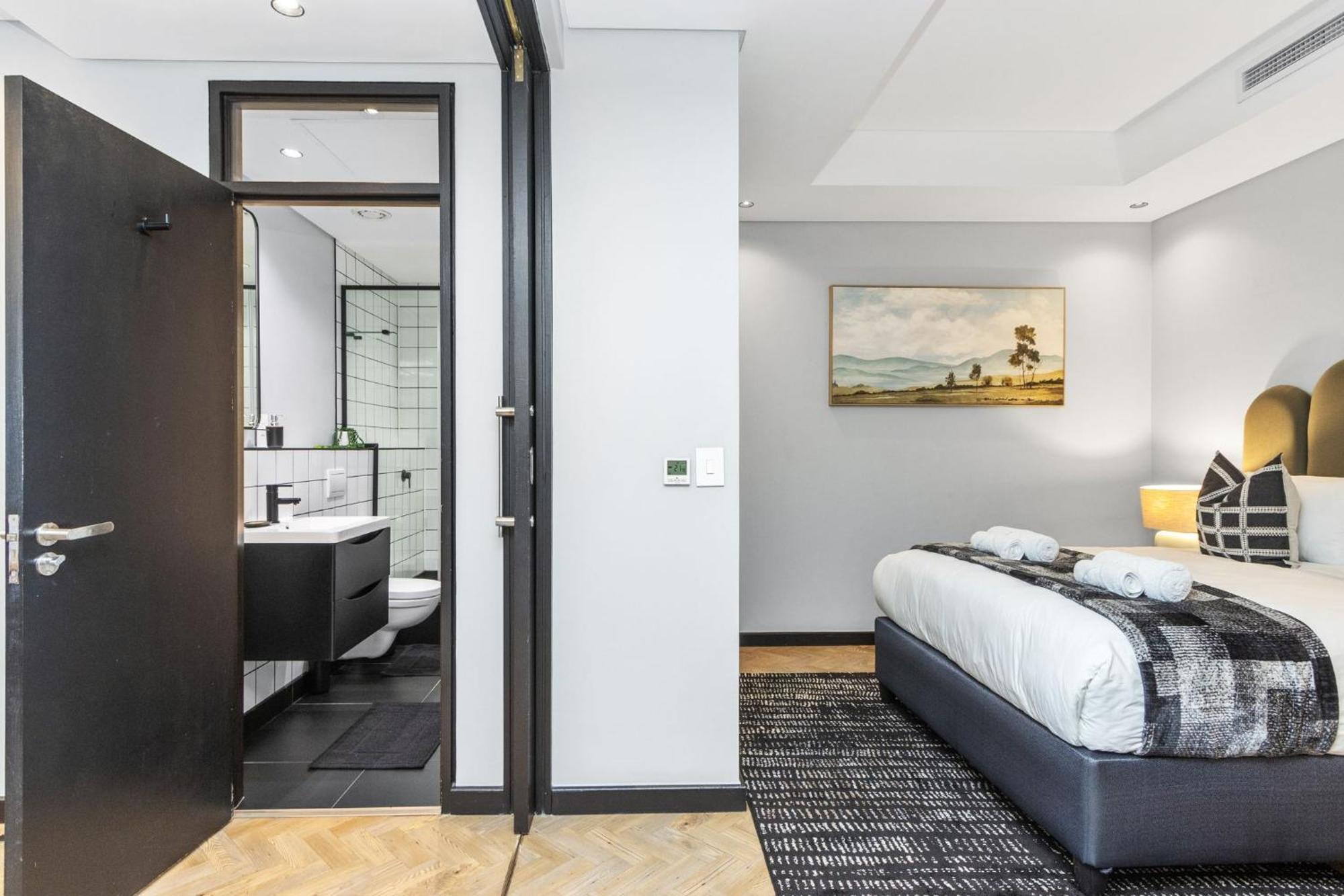 The Onyx 719 By Host Agents Apartment Cape Town