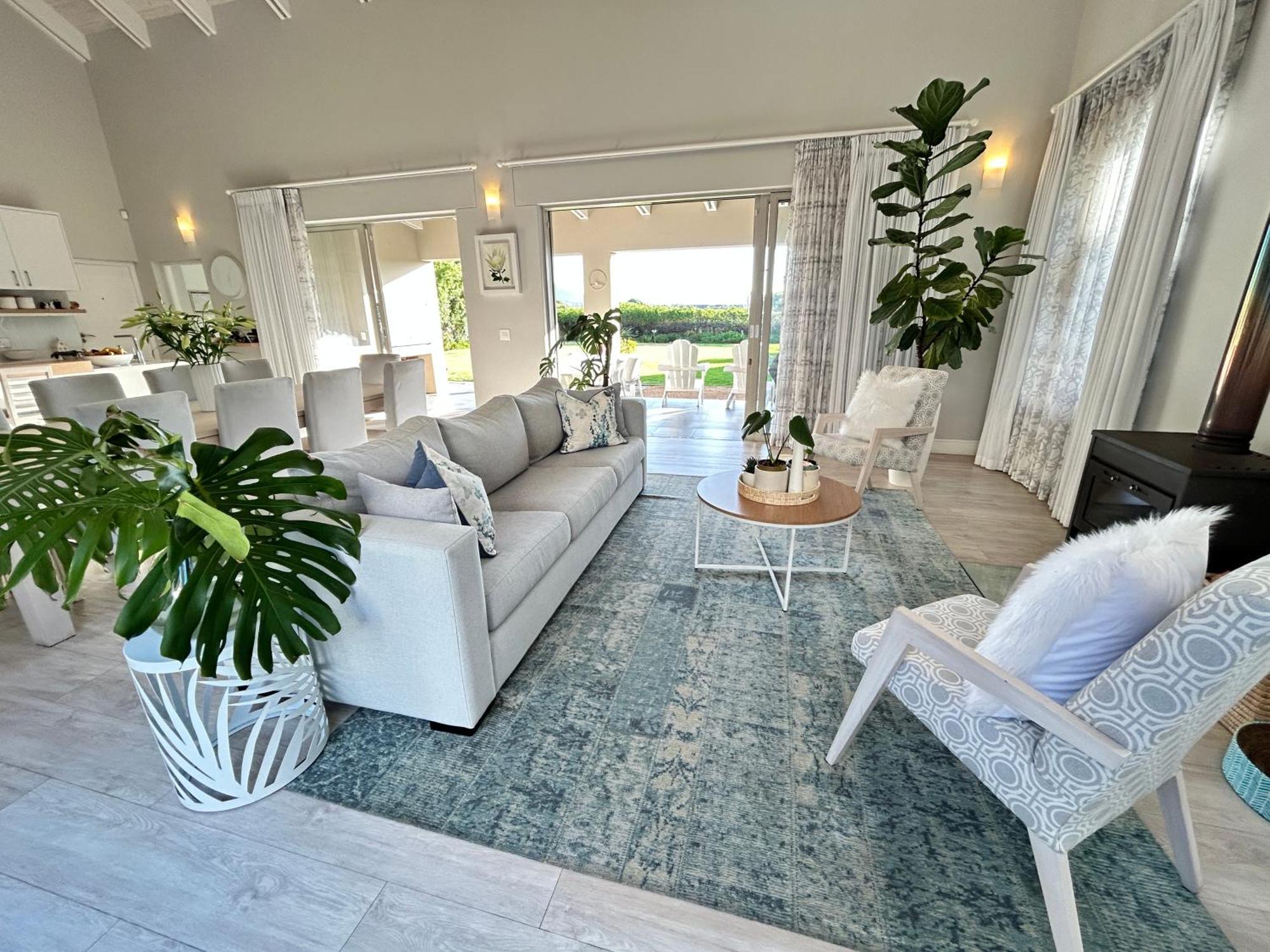 Private Lake With Pool And Battery Backup Power * Cape Town