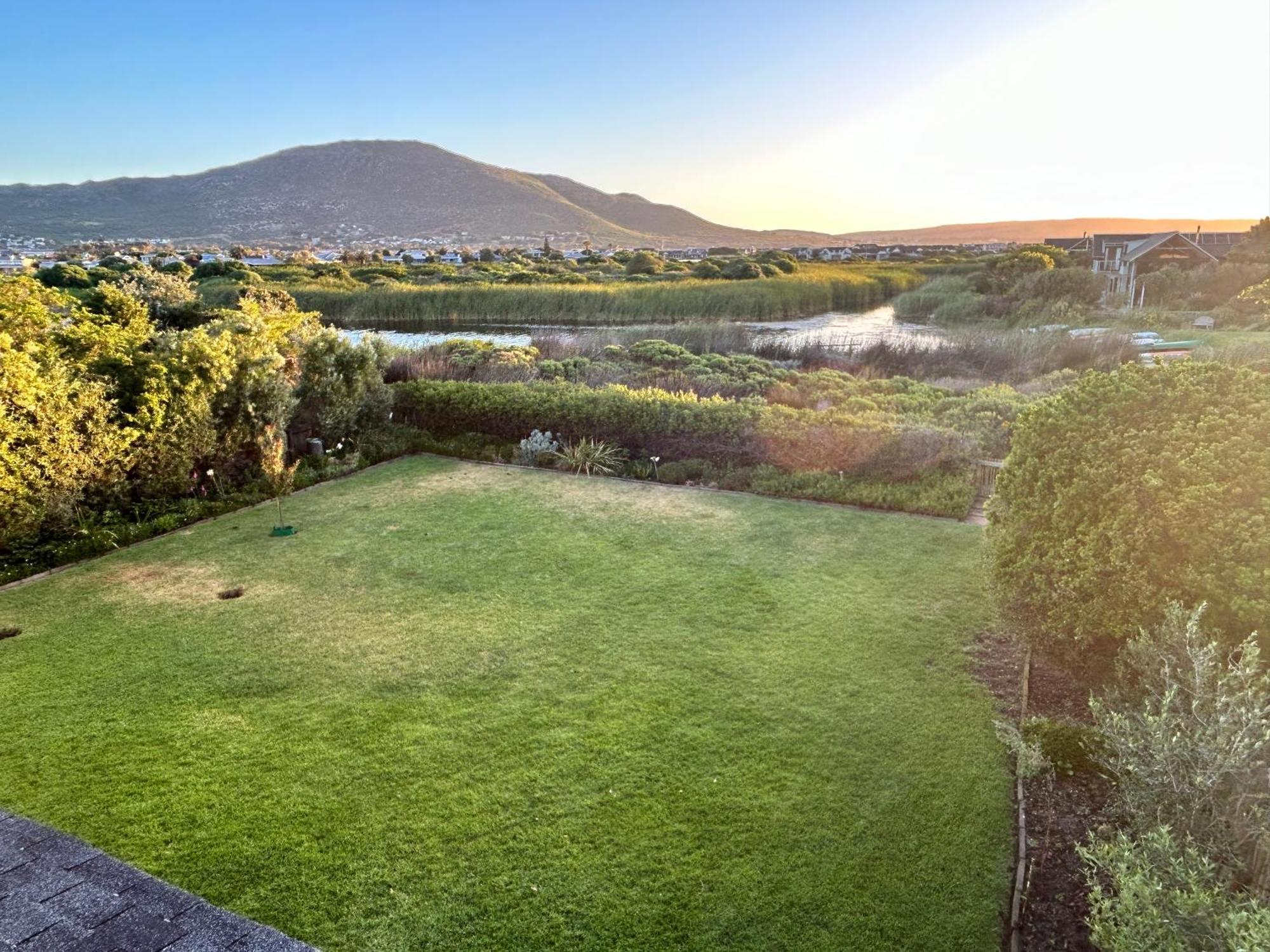 Villa Private Lake With Pool And Battery Backup Power Cape Town