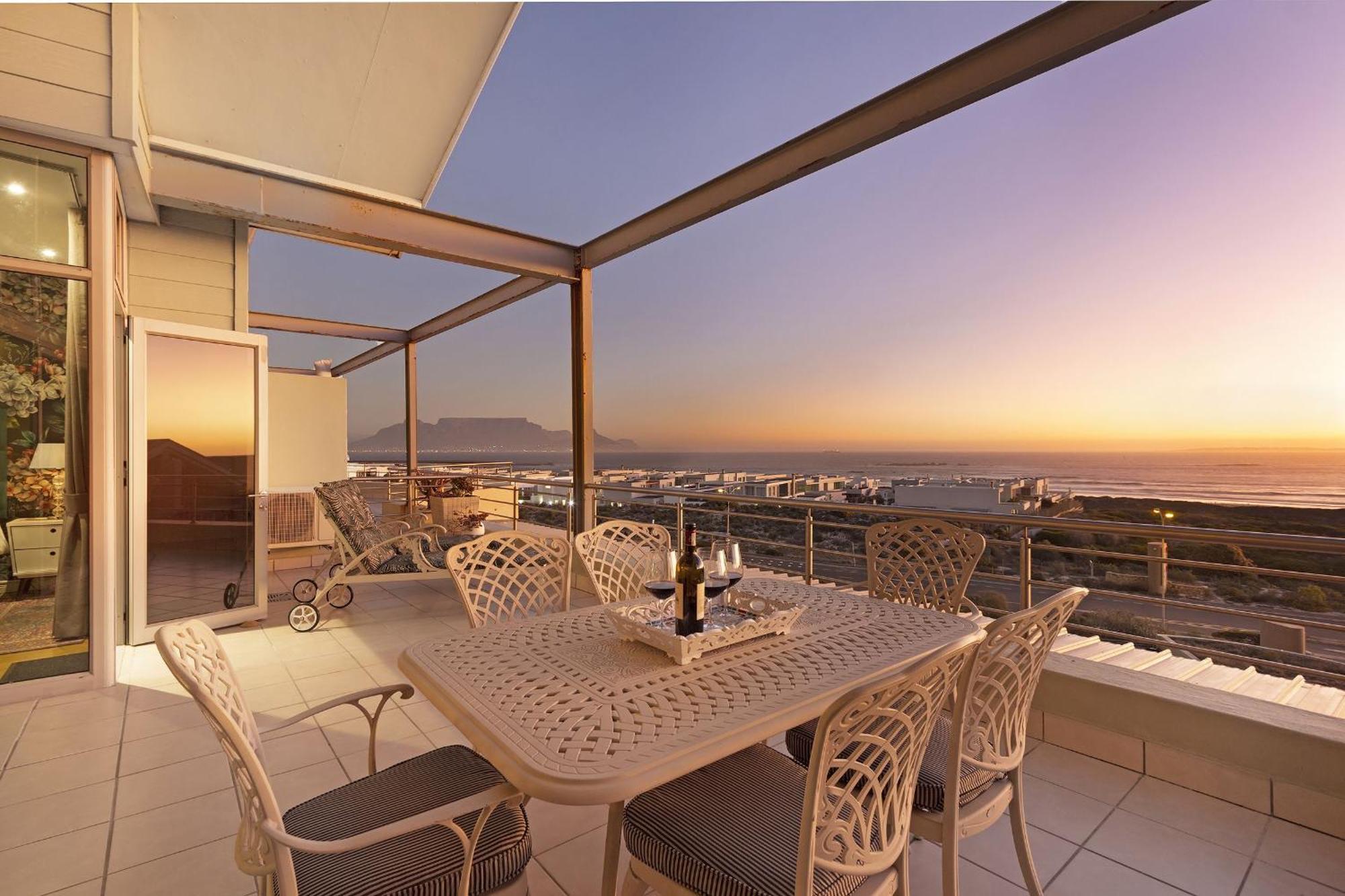 Apartment Seaside Village Penthouse F23 By Hostagents