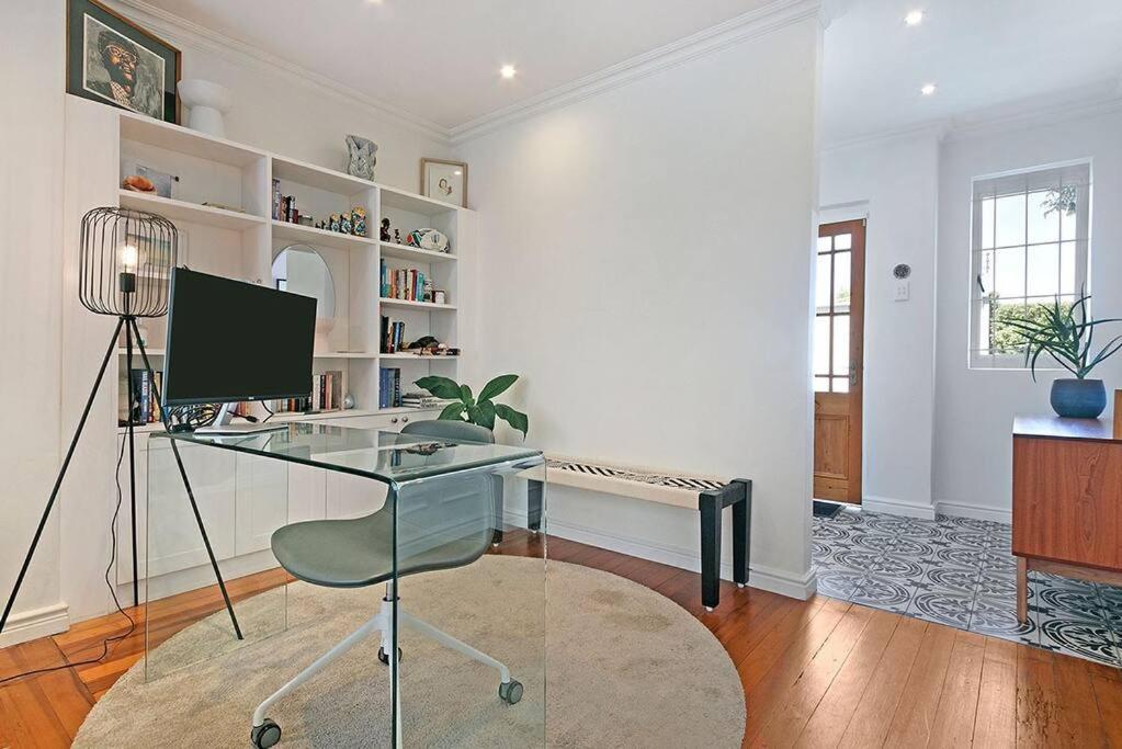 Stunning 2-bedroom House In Leafy Claremont Cidade Do Cabo