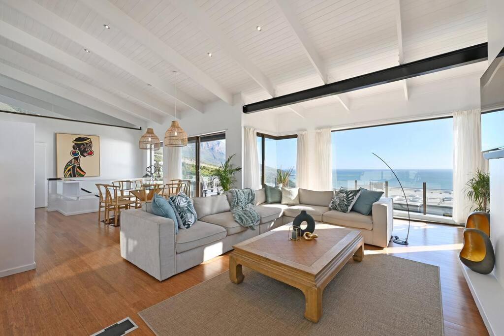 3 Elements - Camps Bay Luxury Villa Cape Town