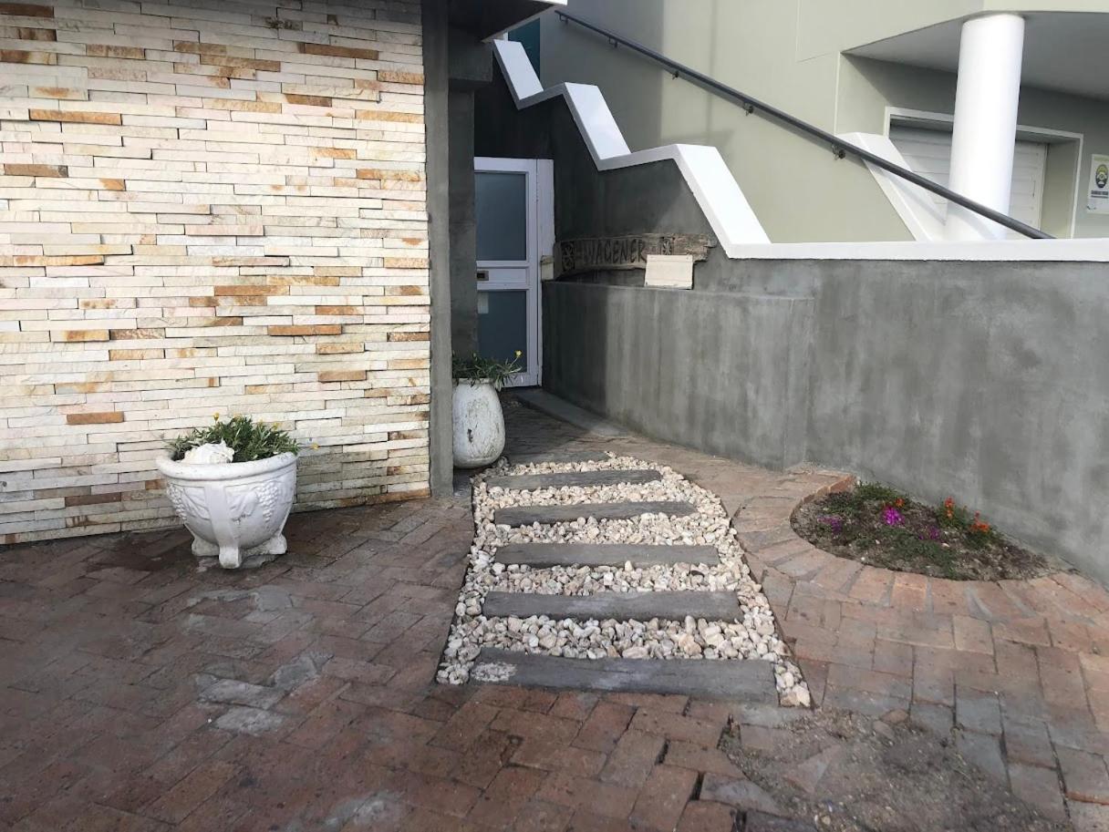 Apartment Tiny House By The Sea - Blouberg Beachfront Property