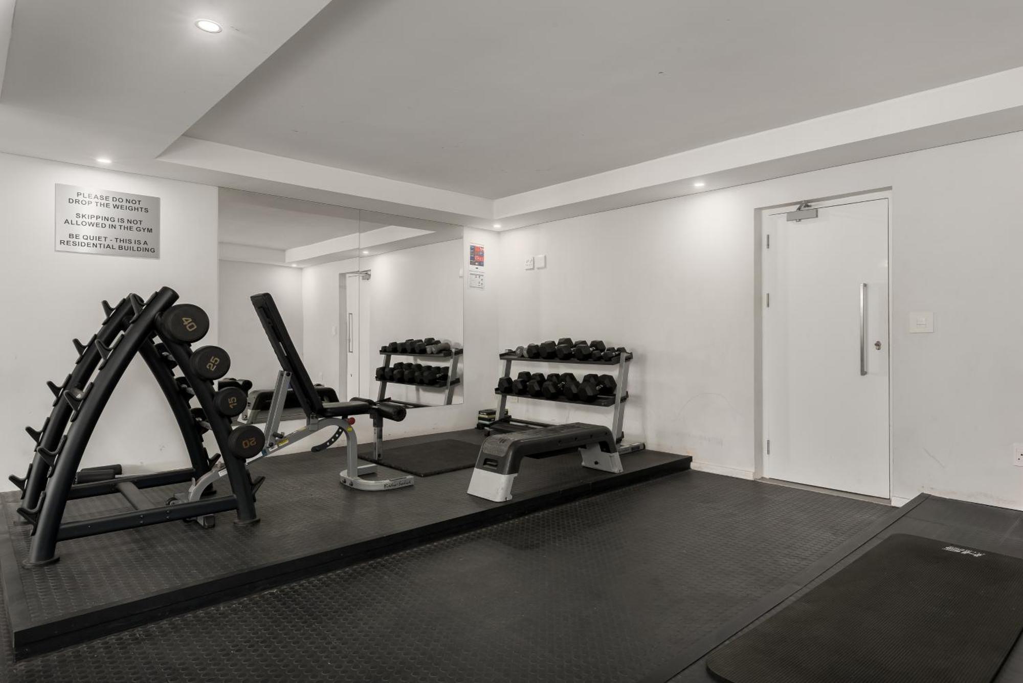 Apartment Sea Point Artistic Hideaway - Rooftop Pool, Gym *