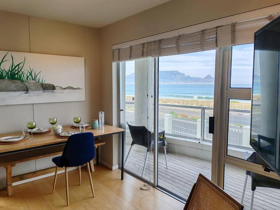 Beachfront Beauty Endless Sea And Mountain Views