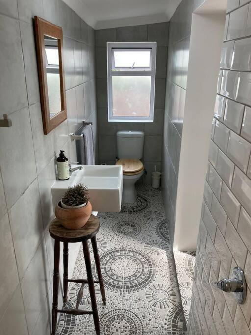 Apartment Tiny House By The Sea - Blouberg Beachfront Property *
