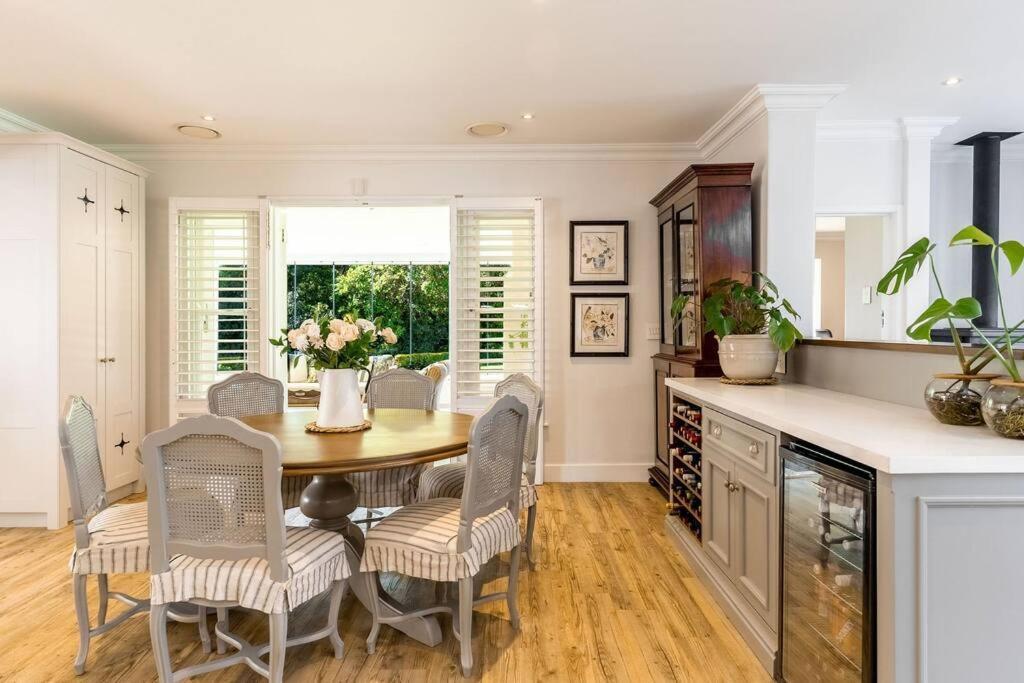 Elite Oasis With Private Padel Court *