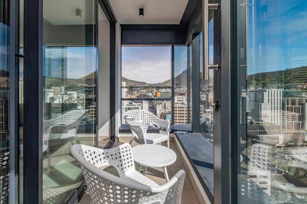 Stunning One Bed At The Rubik