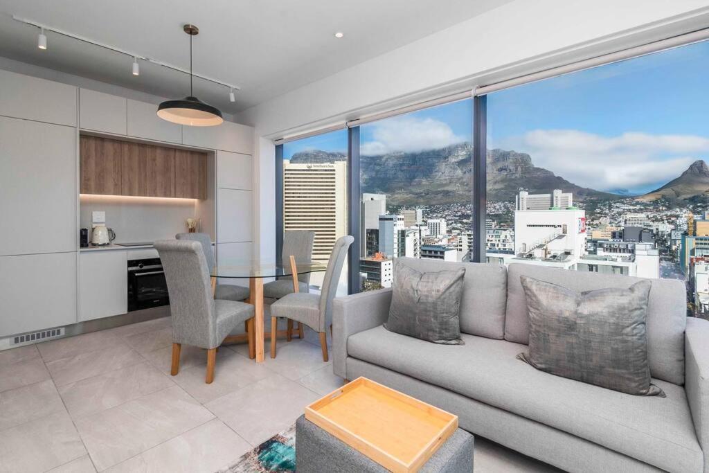 Stunning One Bed At The Rubik