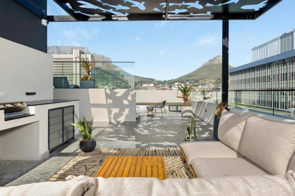 The Tokyo 1210 Heaven On Earth Apartment Cape Town