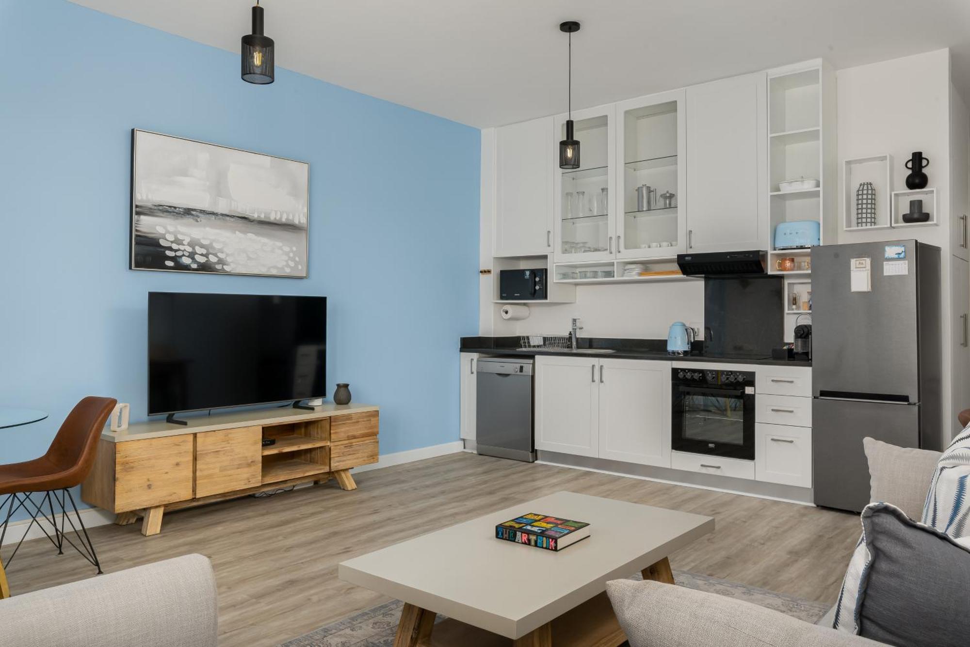 409 Canterbury Square Apartment Cape Town