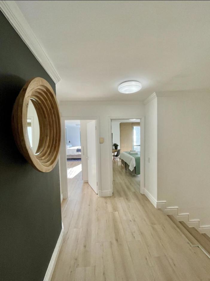 Stunning Sea View Clifton Apartment *