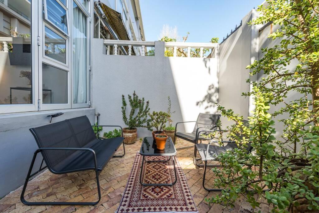 Urban Retreat In The Heart Of Point