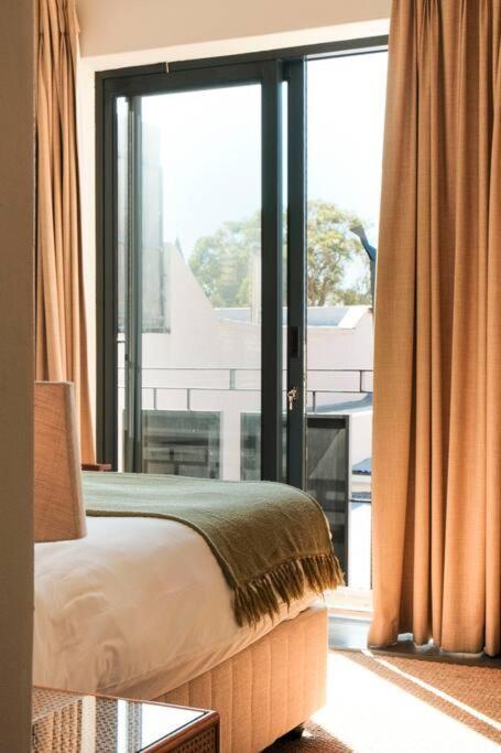 Rose Apartment