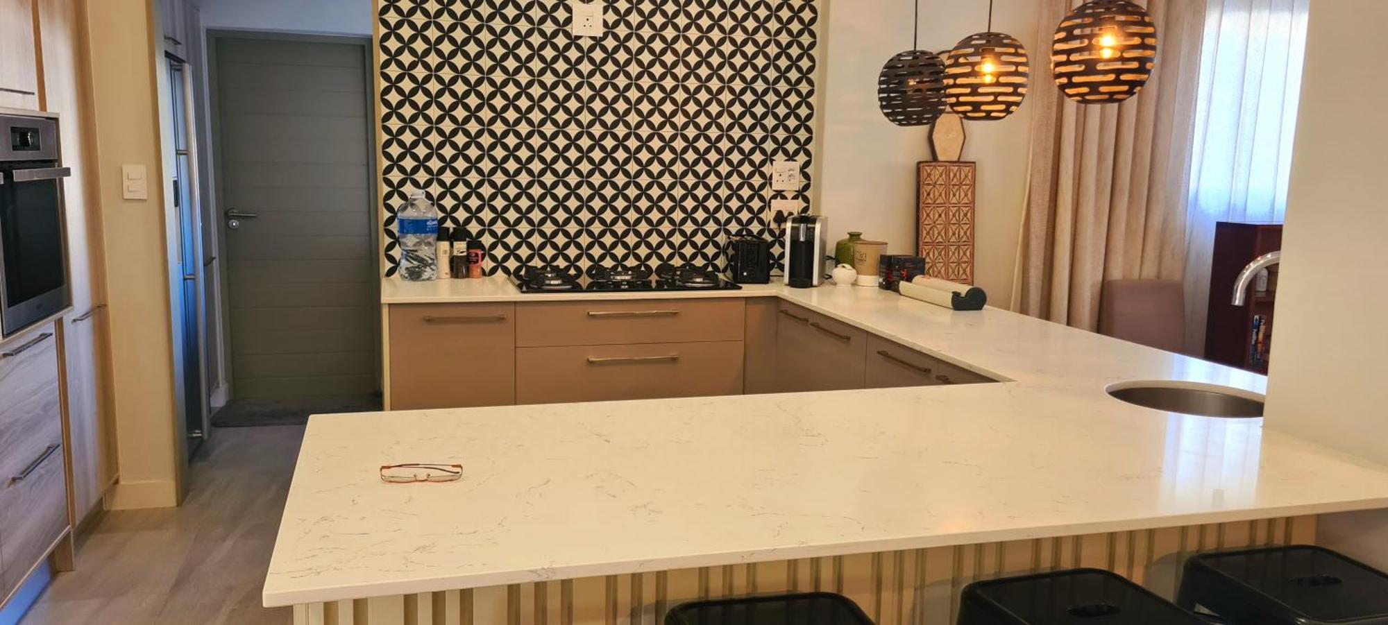 Apartment Thyme Spent Bloubergstrand Cape Town