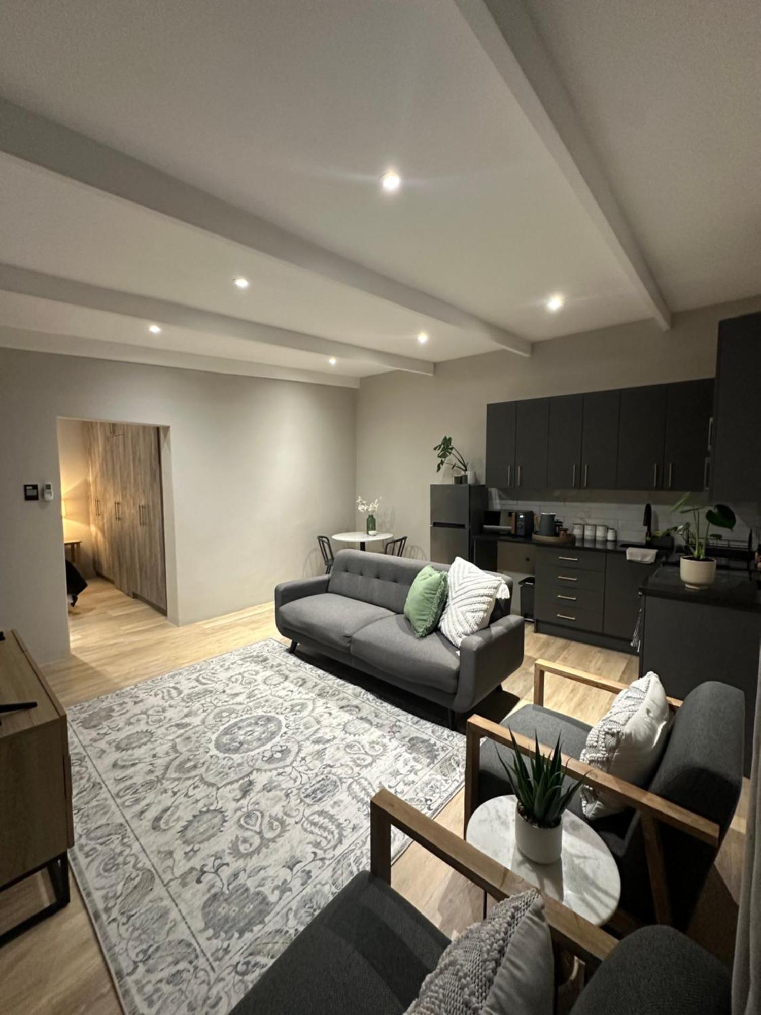 Apartamento Somerset-west Prime Spot- Solar Powered! *
