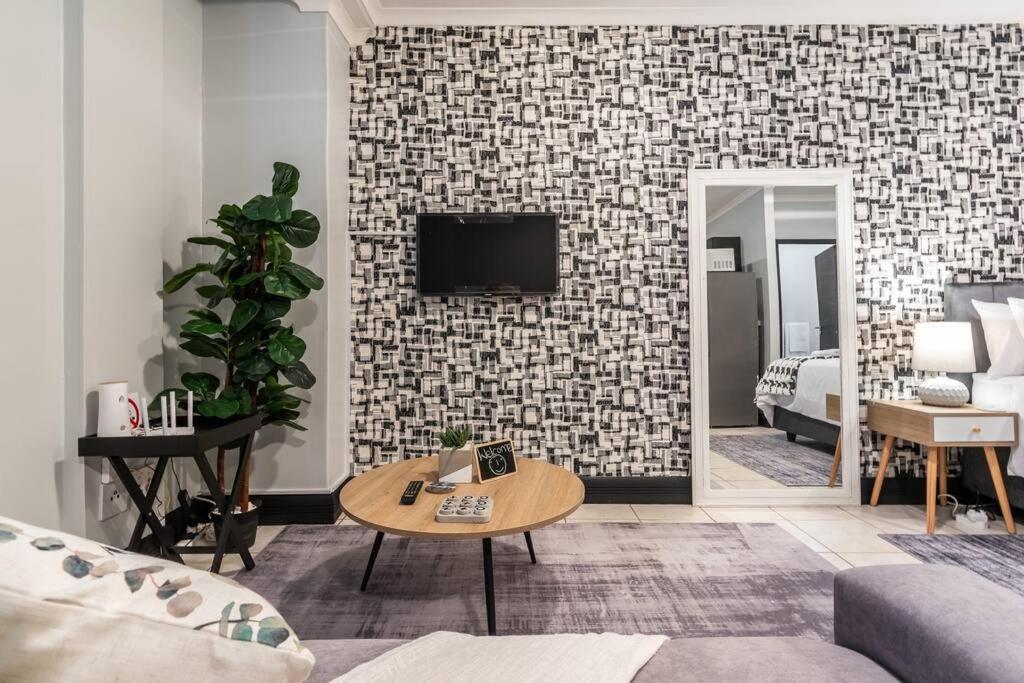 Apartment Inner Gem With Pool, Gym And Parking