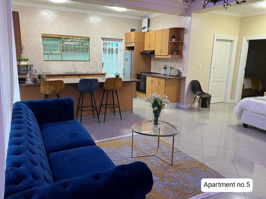 Serena No5 Self Catering Apartment Cape Town