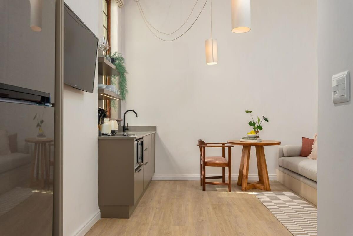Apartment Sleek Metropolitan Loft!