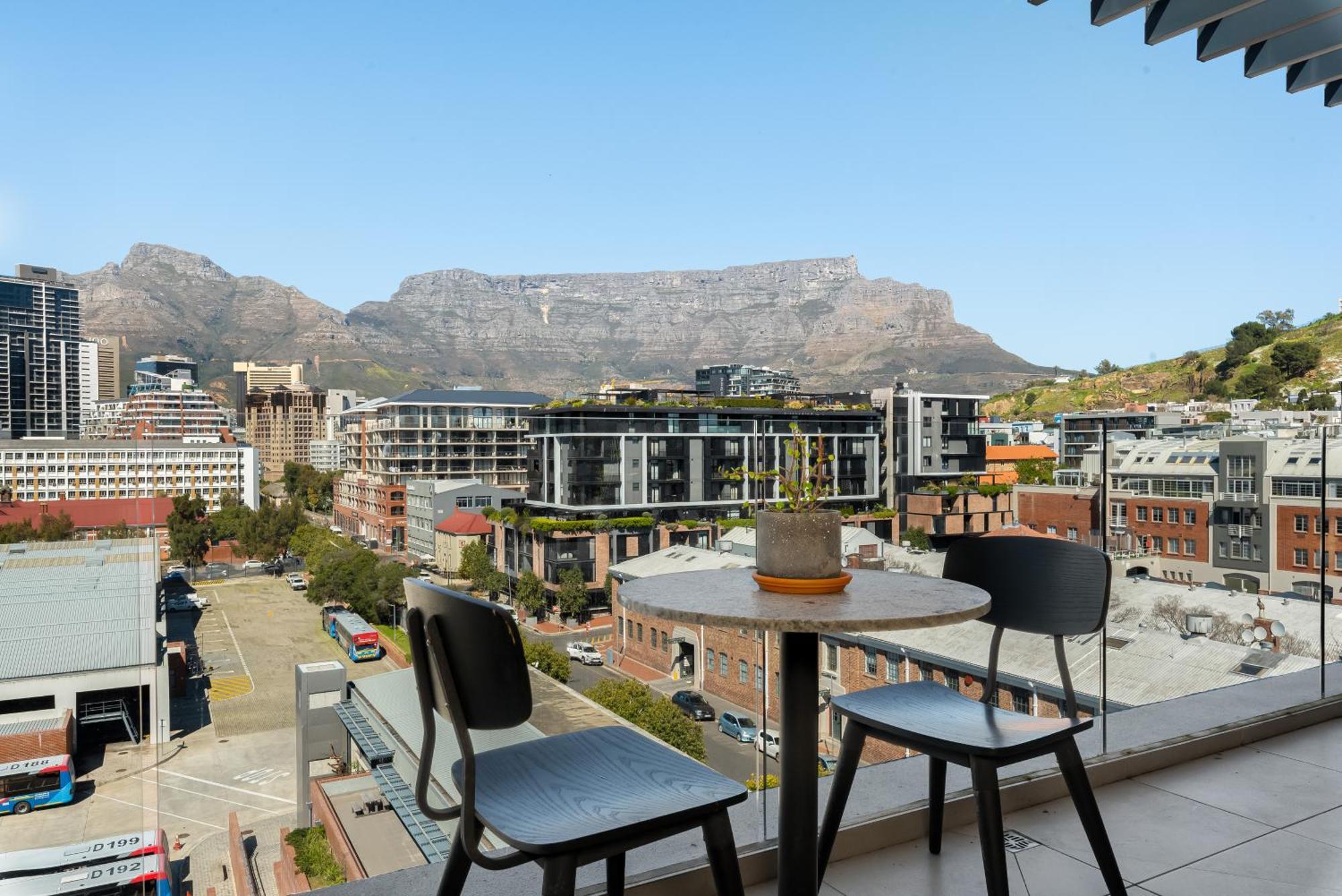 Luxury Penthouse Living In De Waterkant