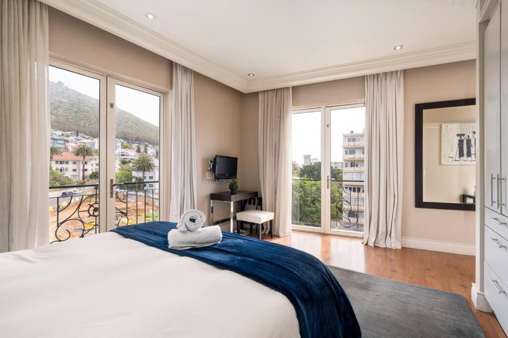 Apartment Elegant Cape Royale Cape Town