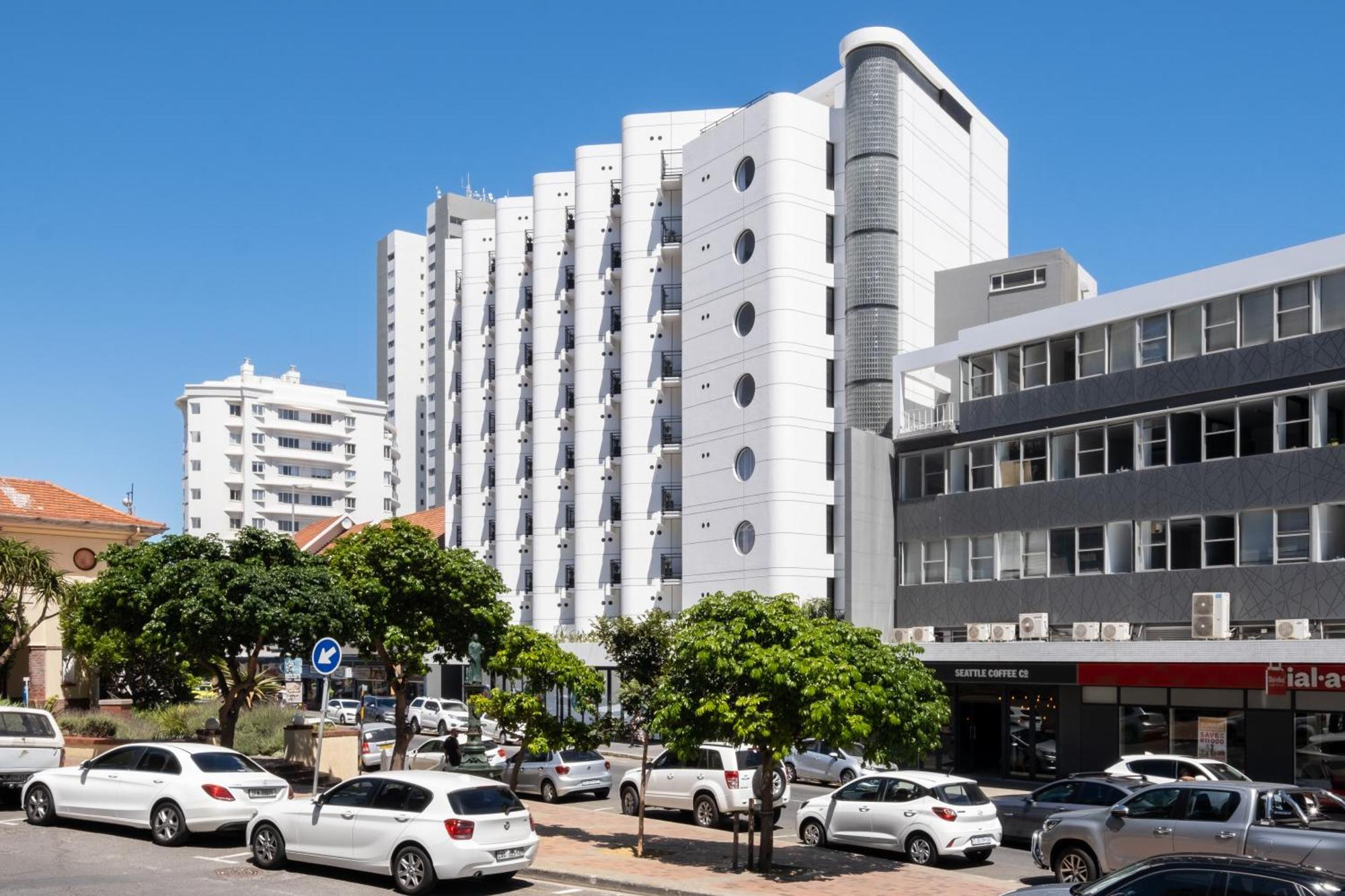 508 The Flamingo Netflix Aircon * Cape Town