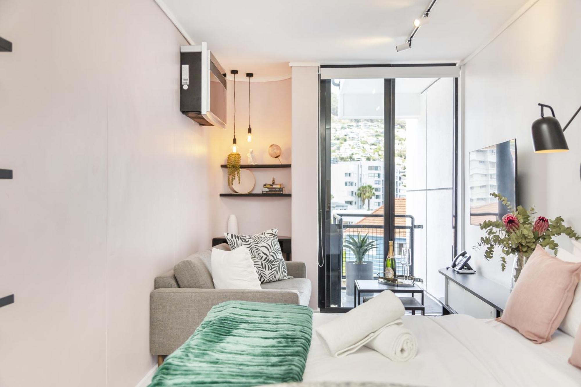 508 The Flamingo Netflix Aircon Apartment