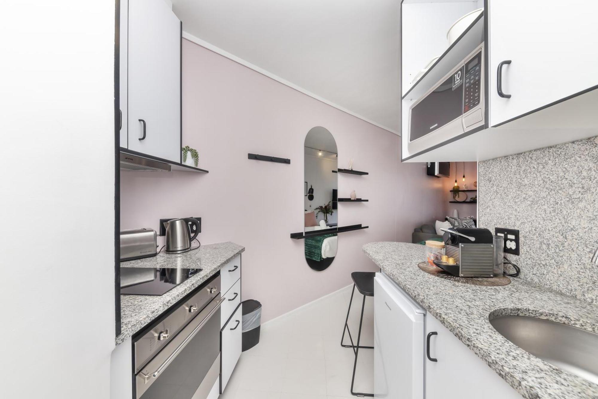 508 The Flamingo Netflix Aircon Apartment *