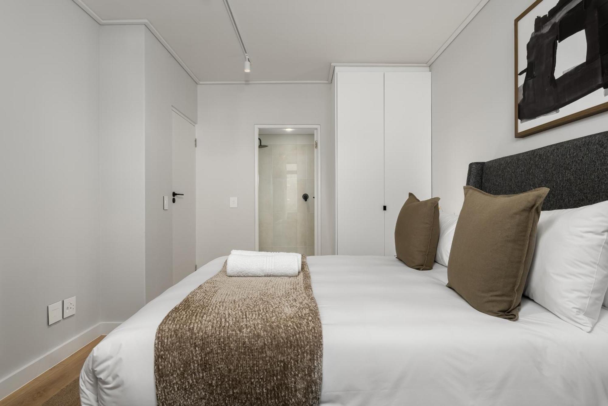 Suro Luxury * Cape Town