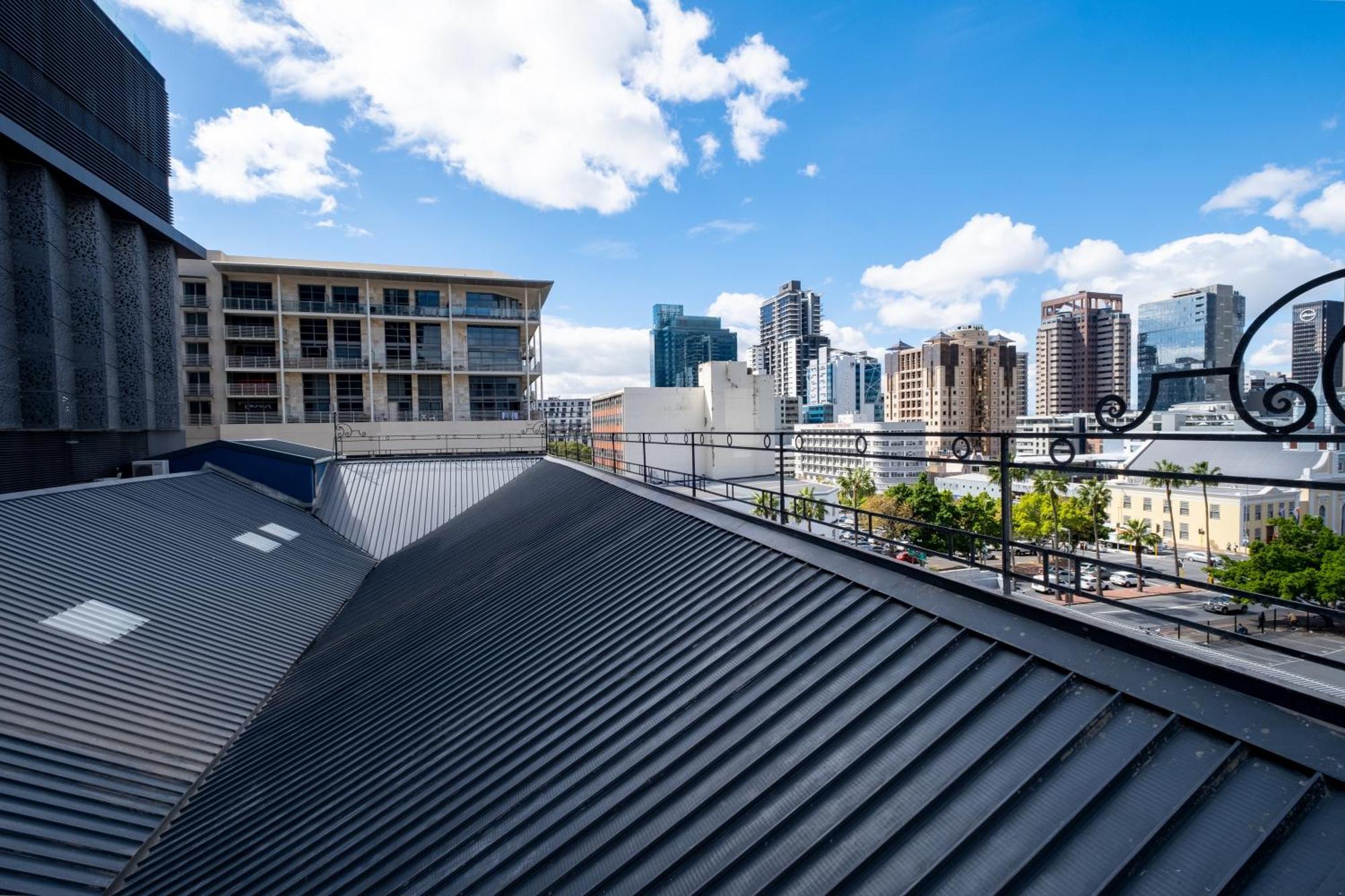 The Rose 407: Modern With Rooftop Pool Apartment *