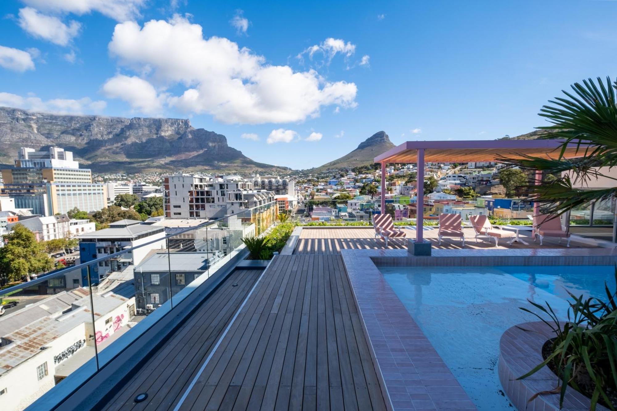 The Rose 407: Modern With Rooftop Pool *