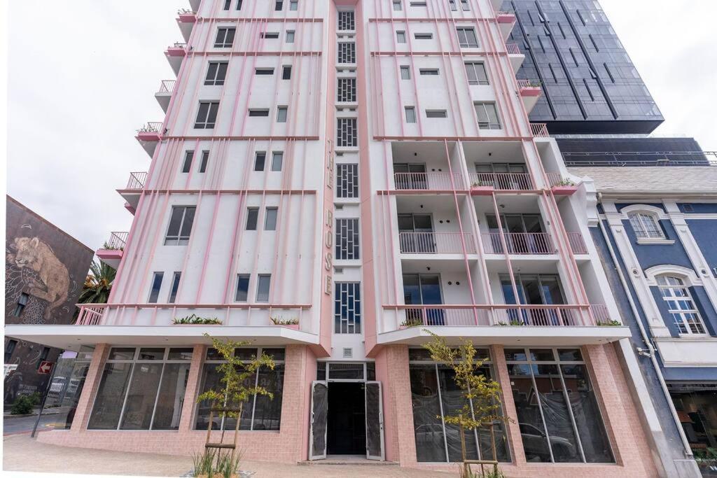 Apartment The Rose 303: City Centre Studio *