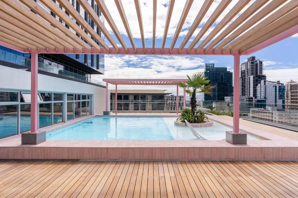 Apartment The Rose 602: Modern With Views *