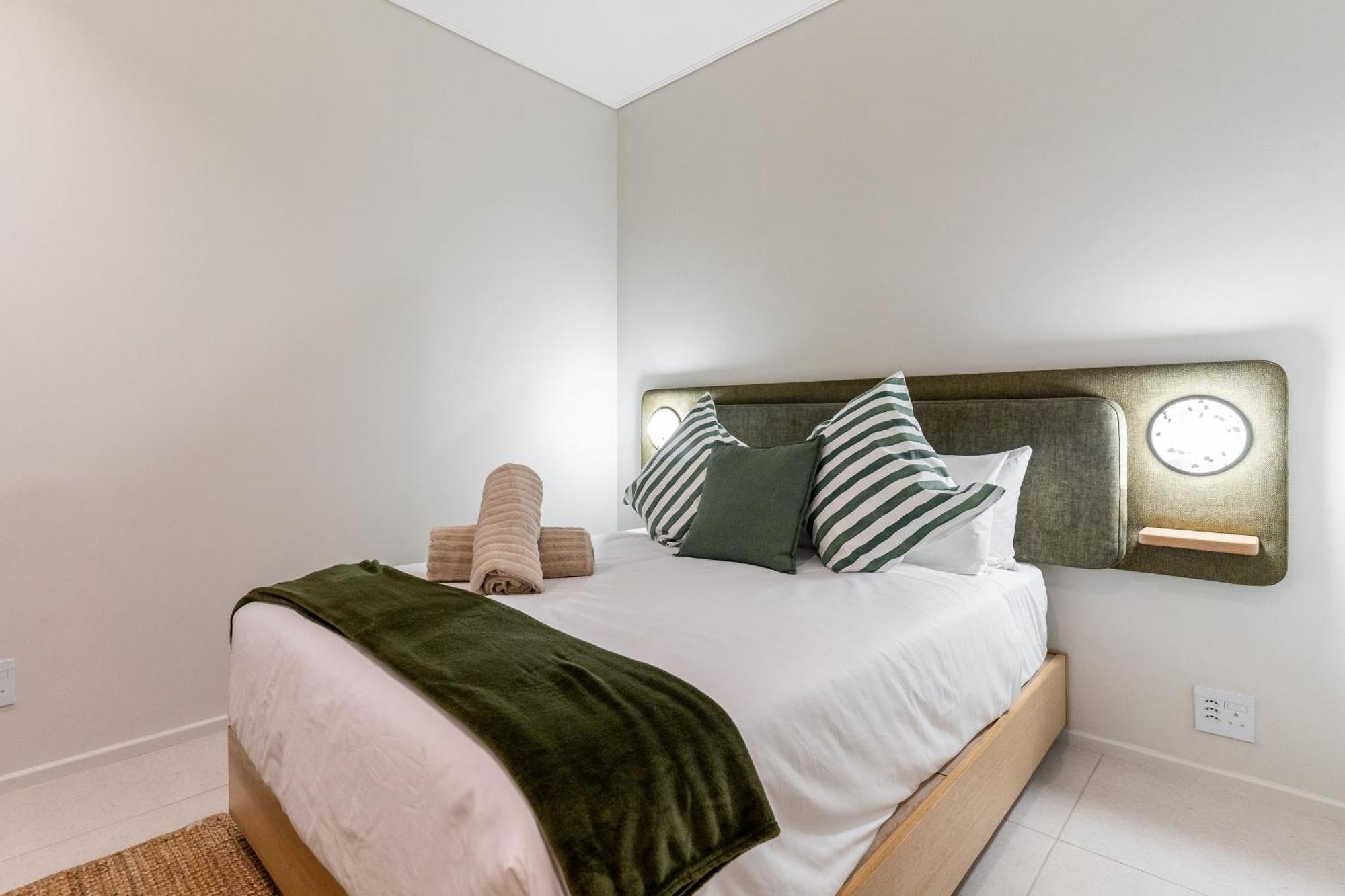 The Rose 102 -2bedroom With Rooftop Pool Apartment