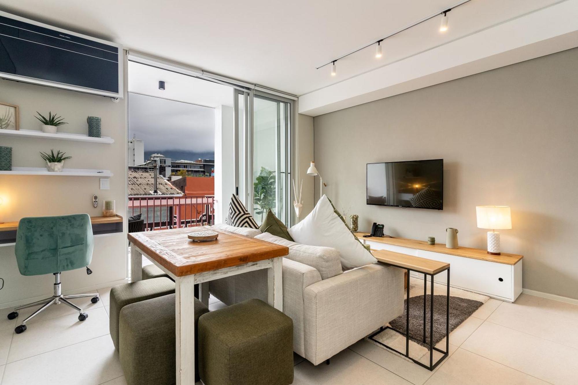 The Rose 102 -2bedroom With Rooftop Pool * Cape Town