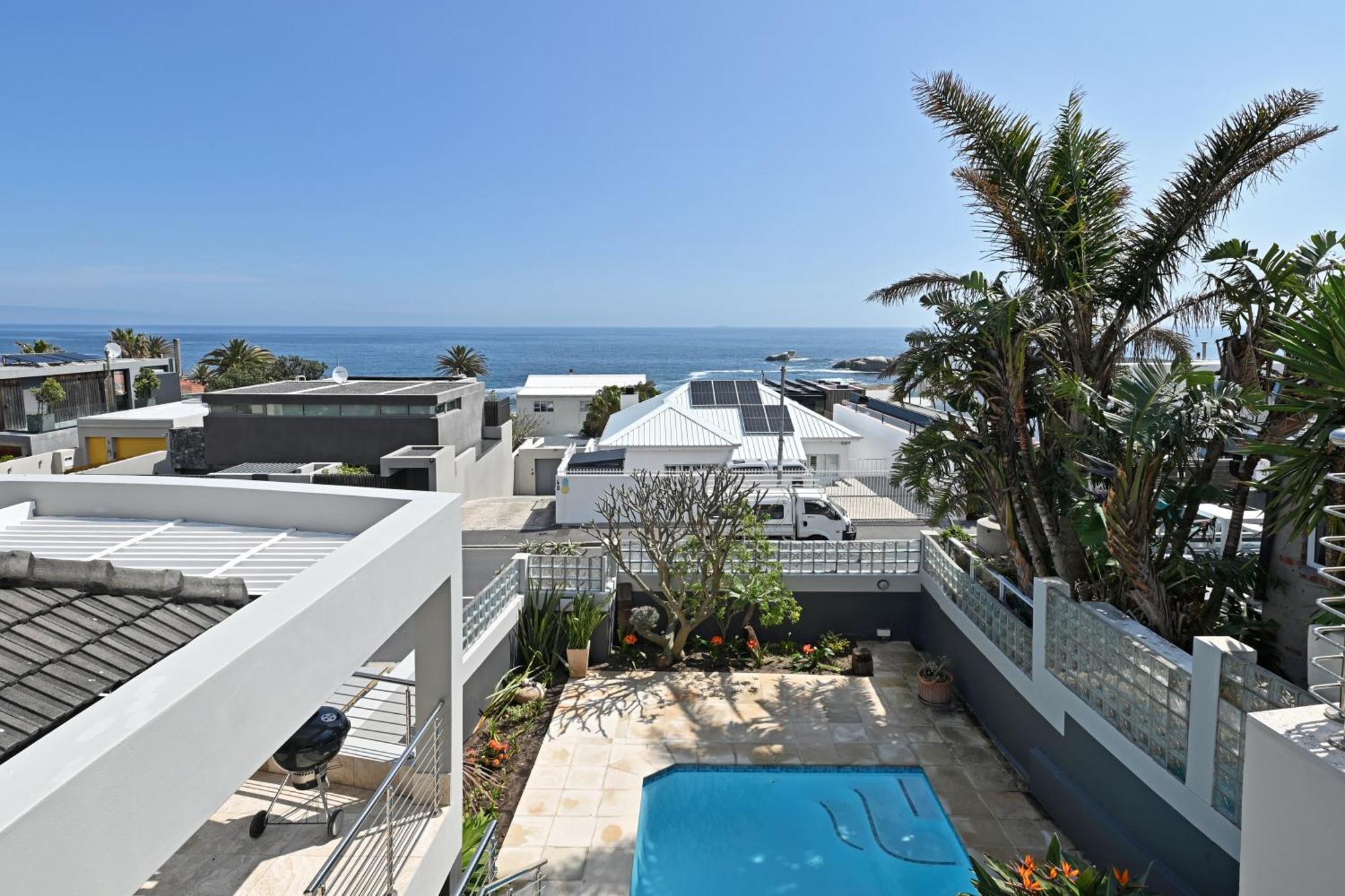Bakoven Blue With Ocean Views, Pool And No Load Shedding *