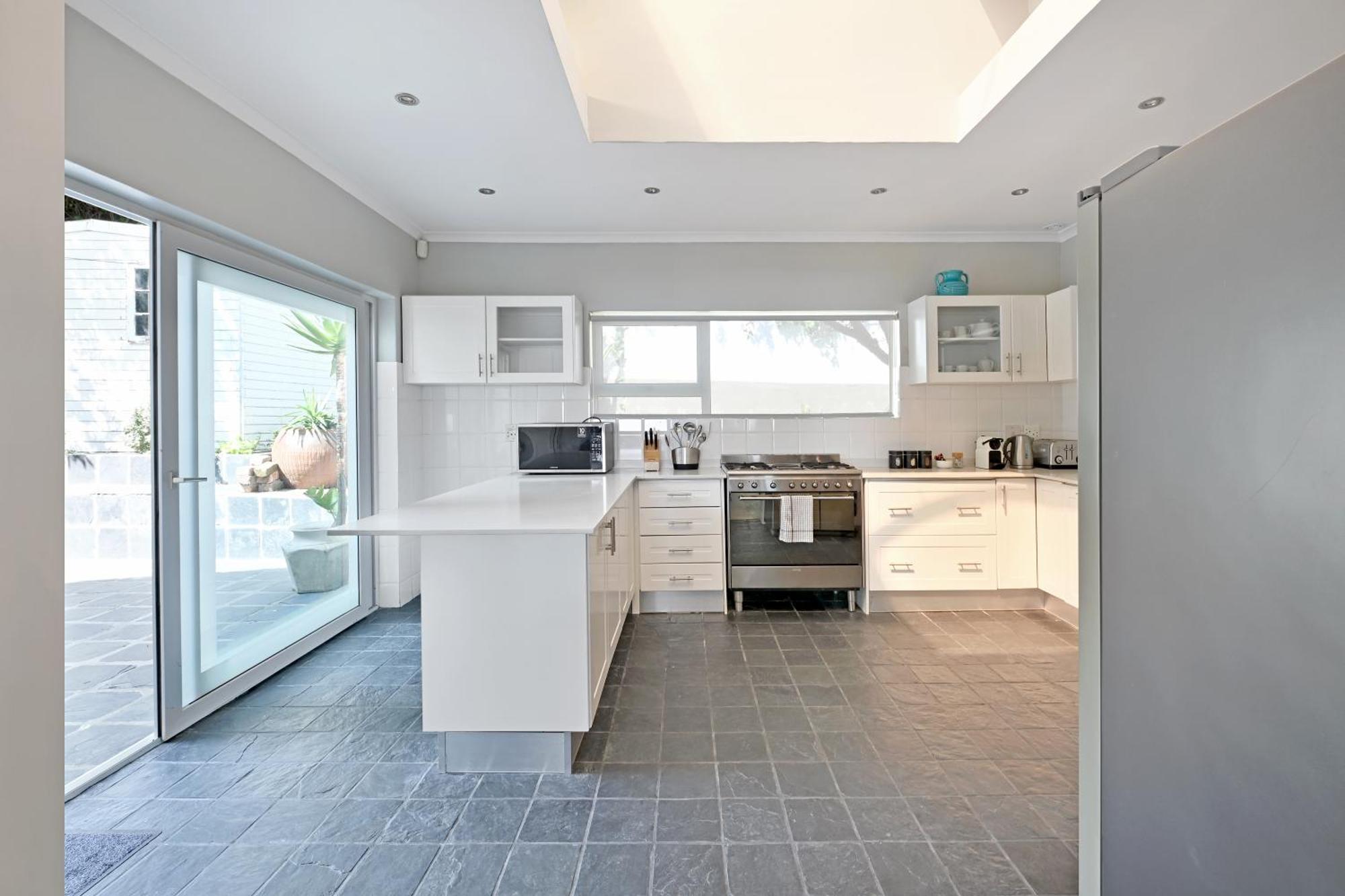 Bakoven Blue With Ocean Views, Pool And No Load Shedding * Cidade Do Cabo