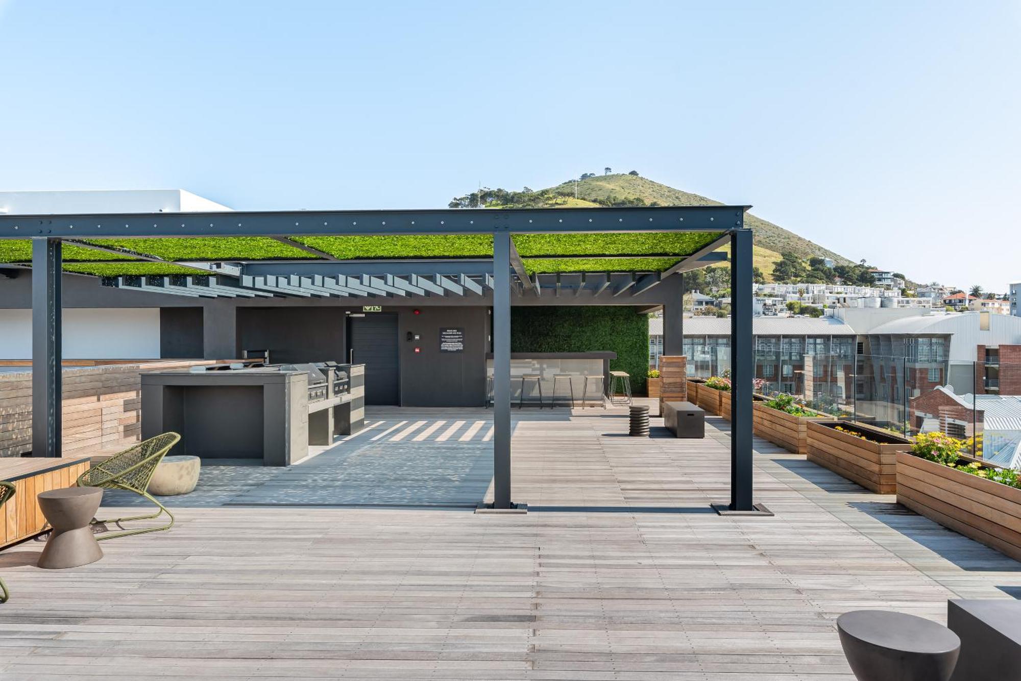 Luxury Penthouse Living In De Waterkant *