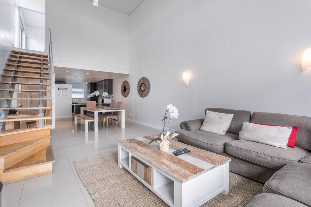 Apartment Charming 3-bed In Claremont Cape Town