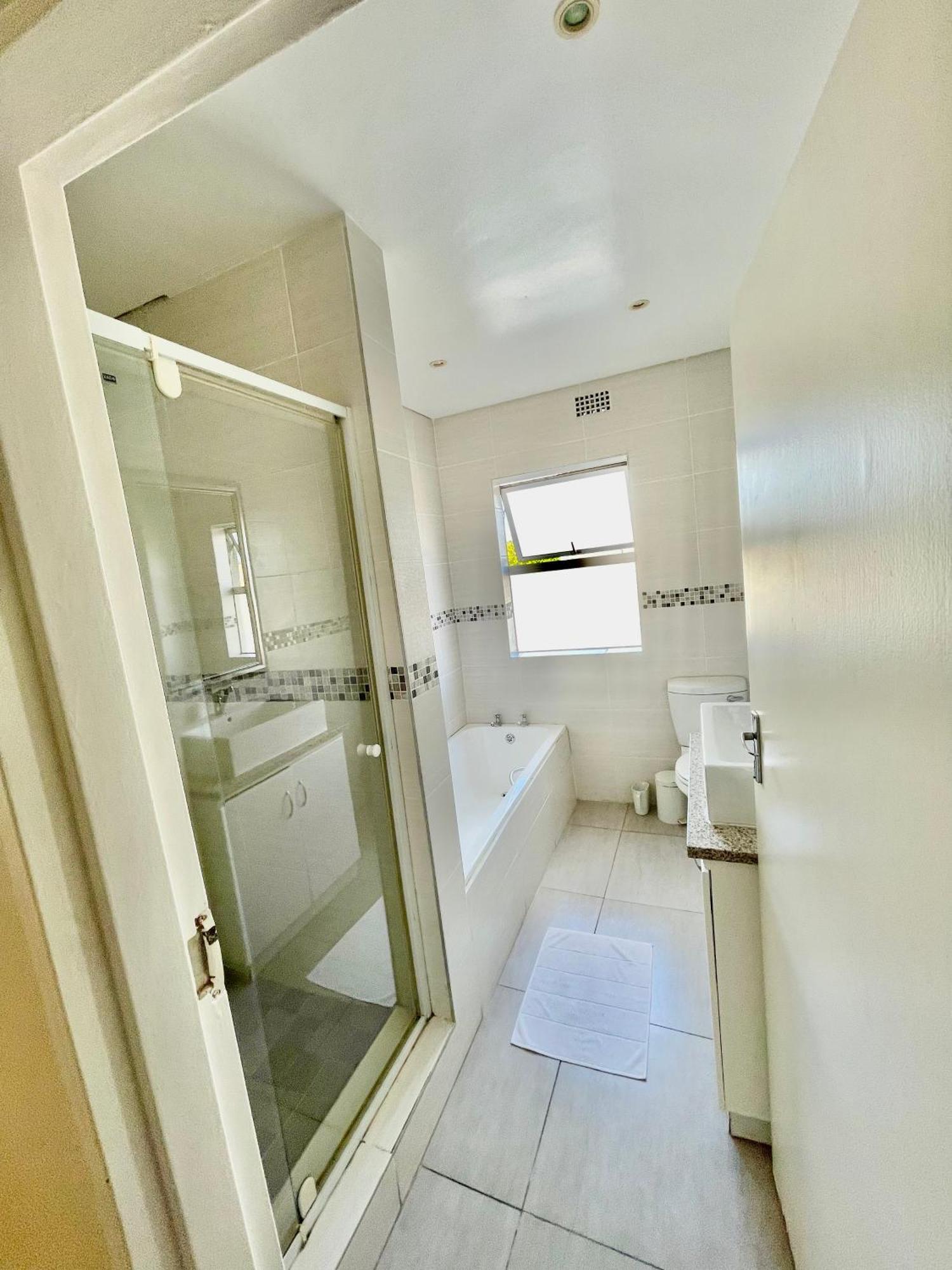 Jt Cape By Etm Guest house Cape Town