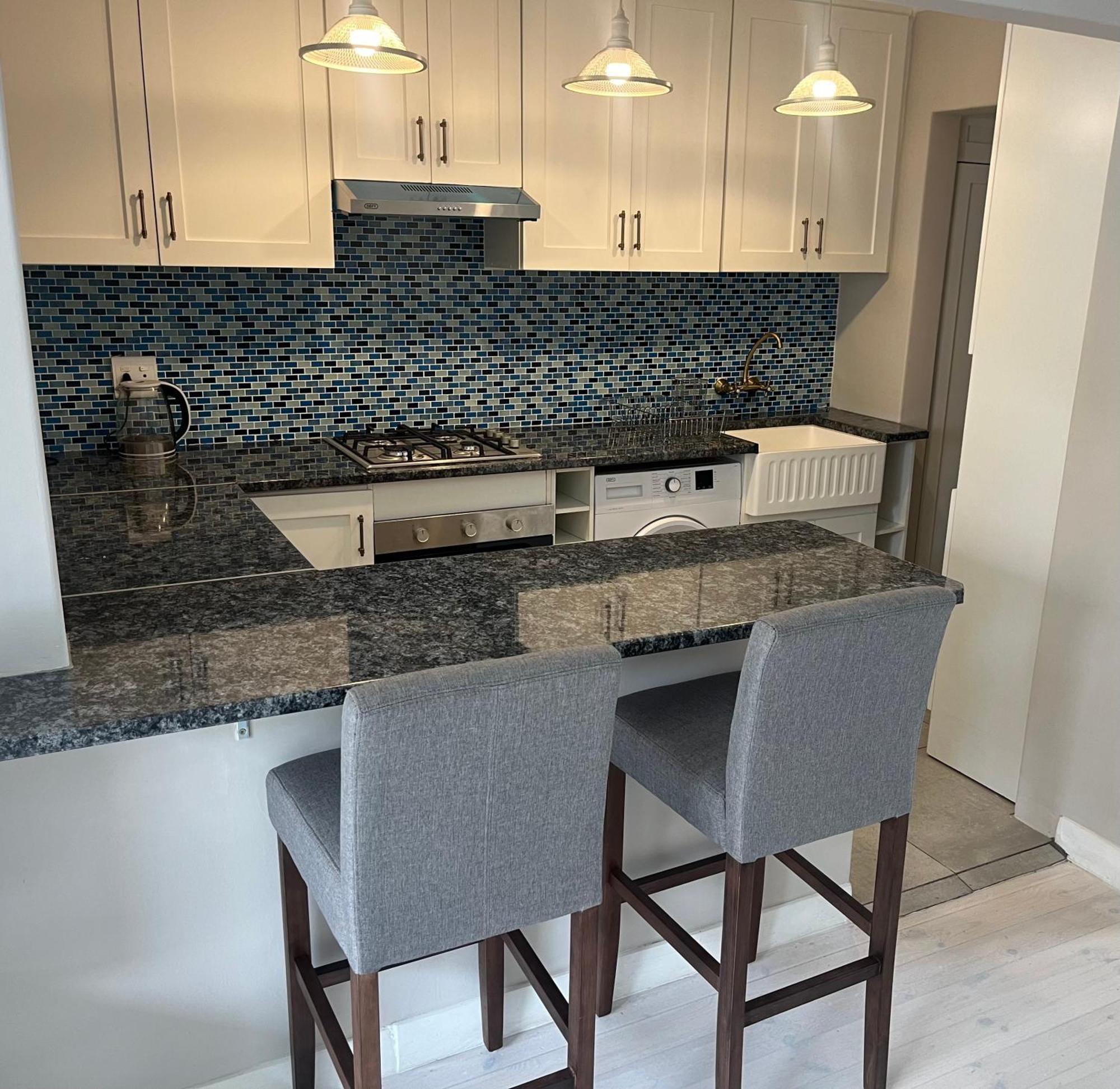 Seapoint Pearl Apartment Cape Town
