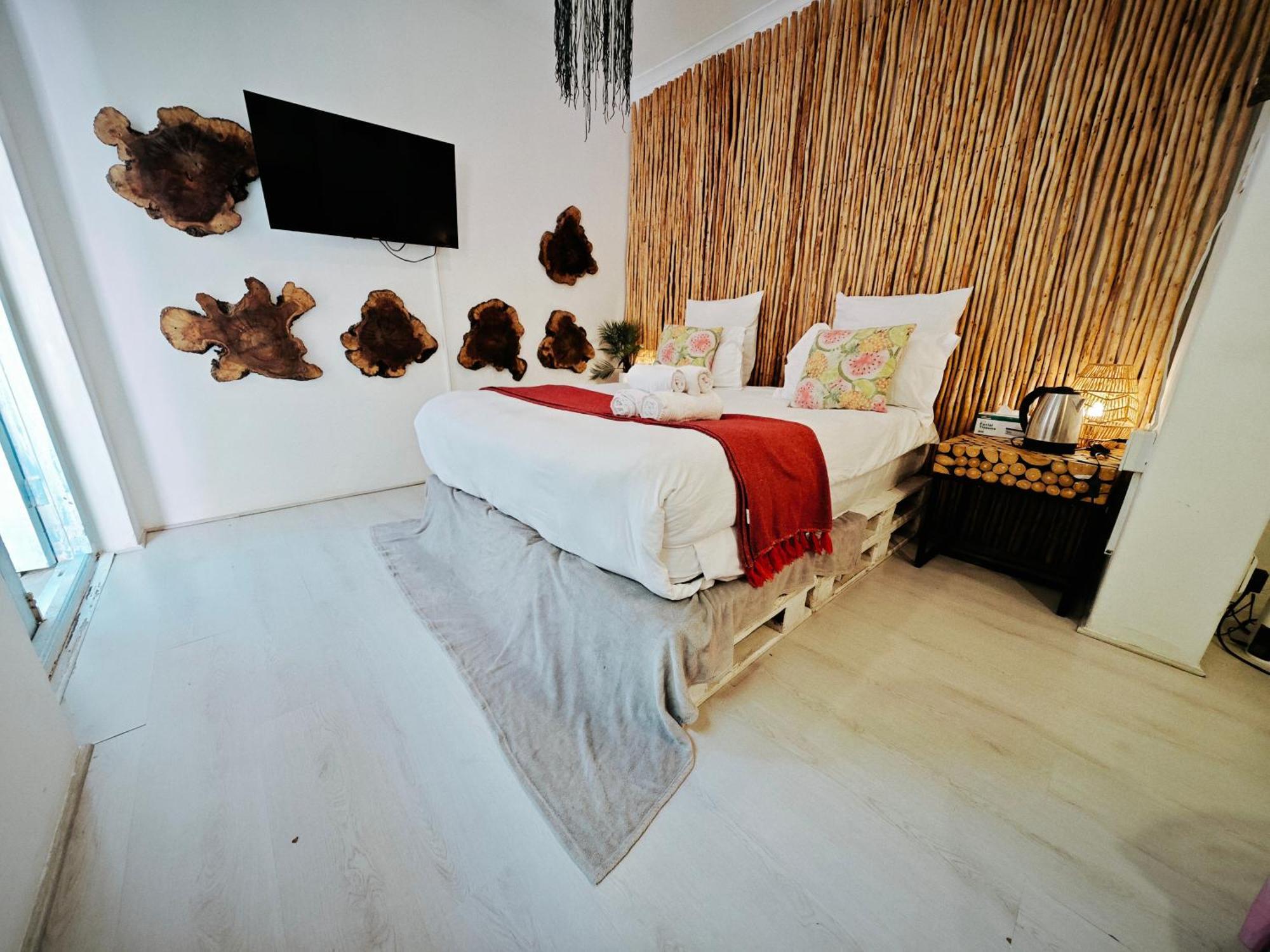 Beachwood Camps Bay *