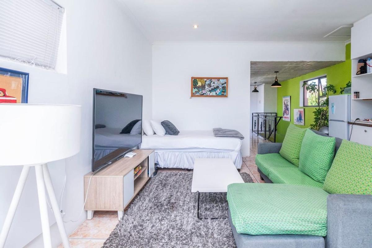 Apartment Haven In Milnerton Cape Town