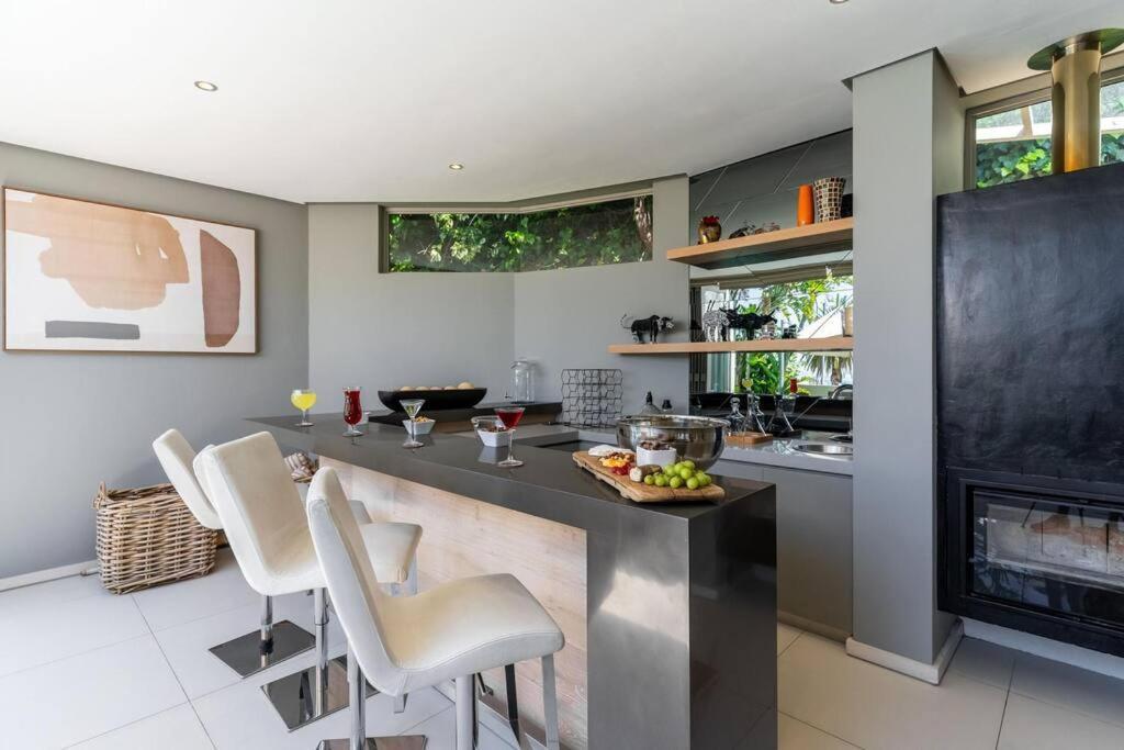 Point Grande - Luxury Family With Pool & Views *