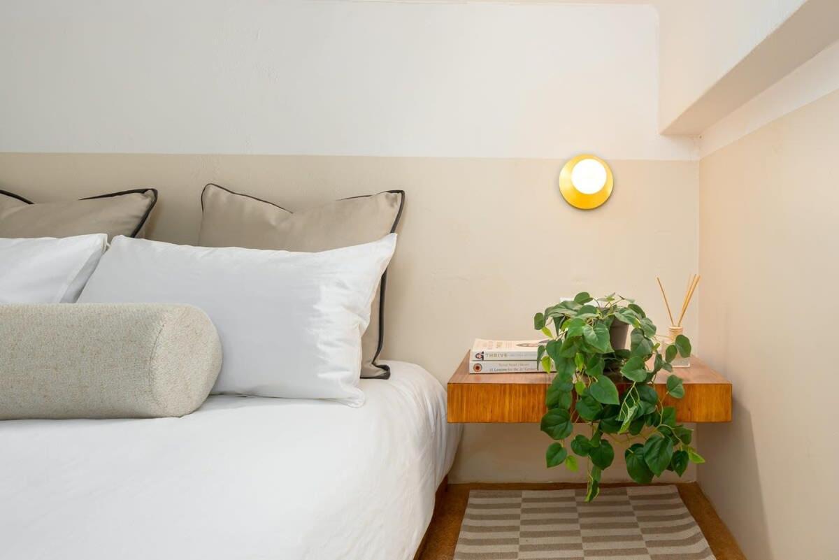 Apartment Stylish & Couples Oasis Loft *