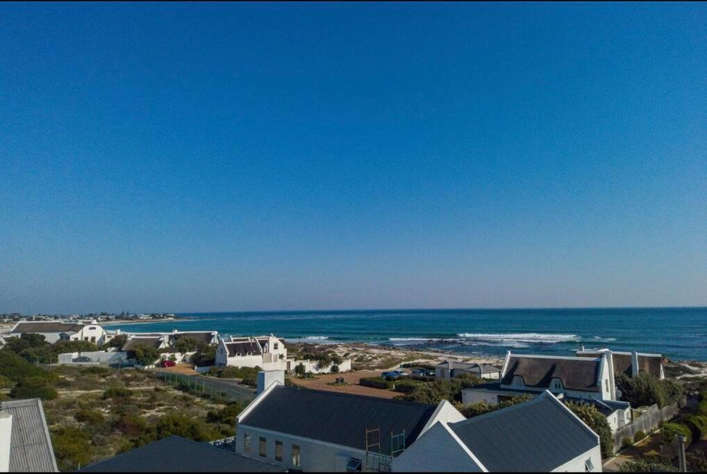 Villa Coastal Charm Kommetjie Cape Town