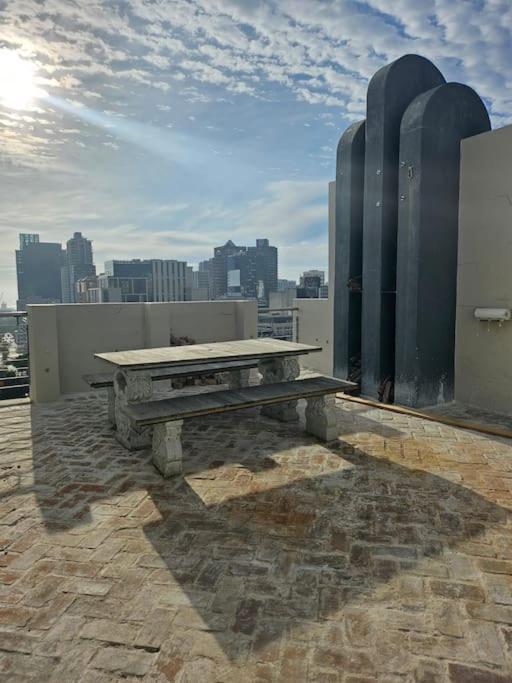Apartment Mountain Views Near Great Restaurants Cape Town