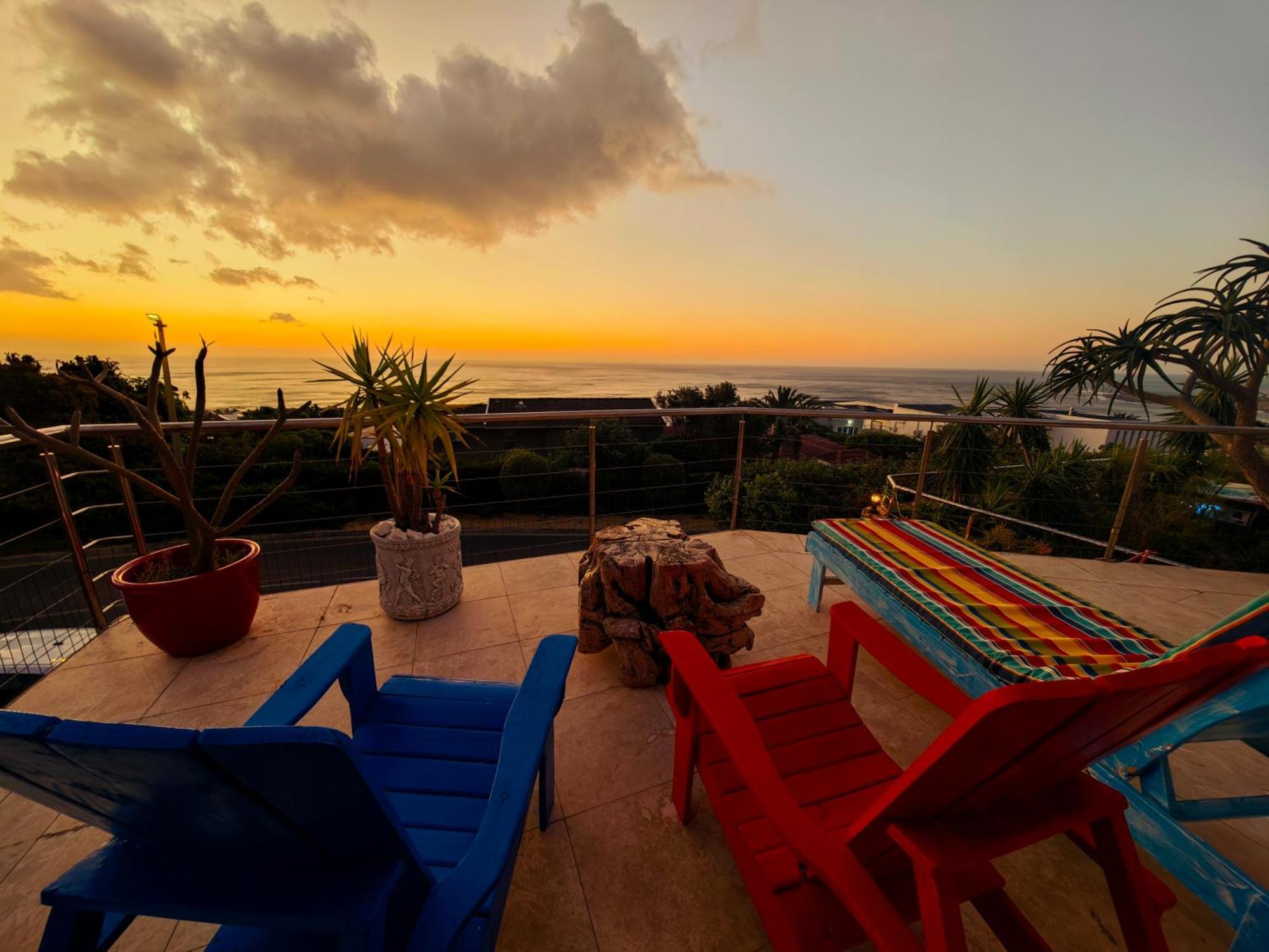 Beachwood Camps Bay Guest house Cape Town