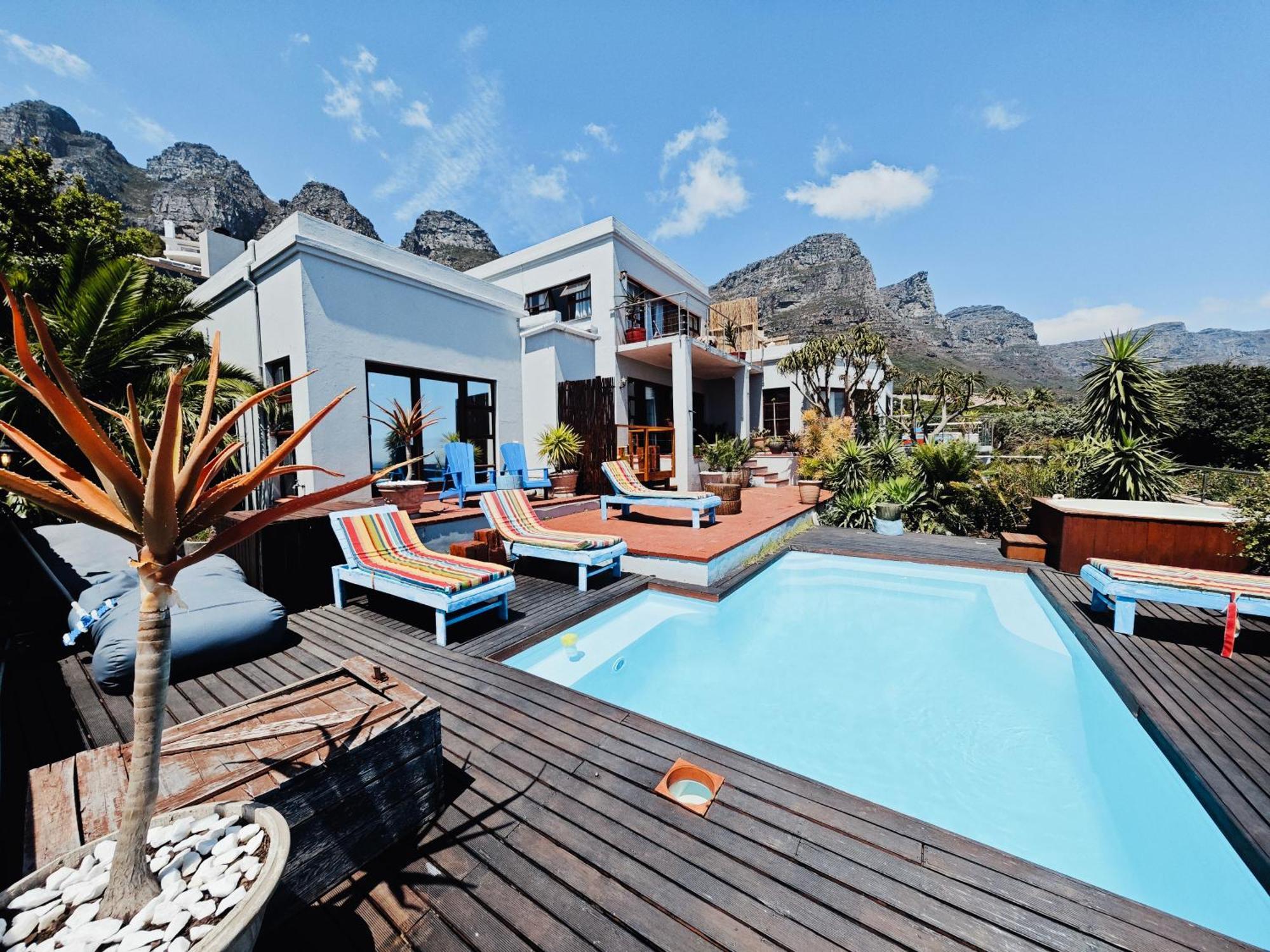 Beachwood Camps Bay * Cape Town